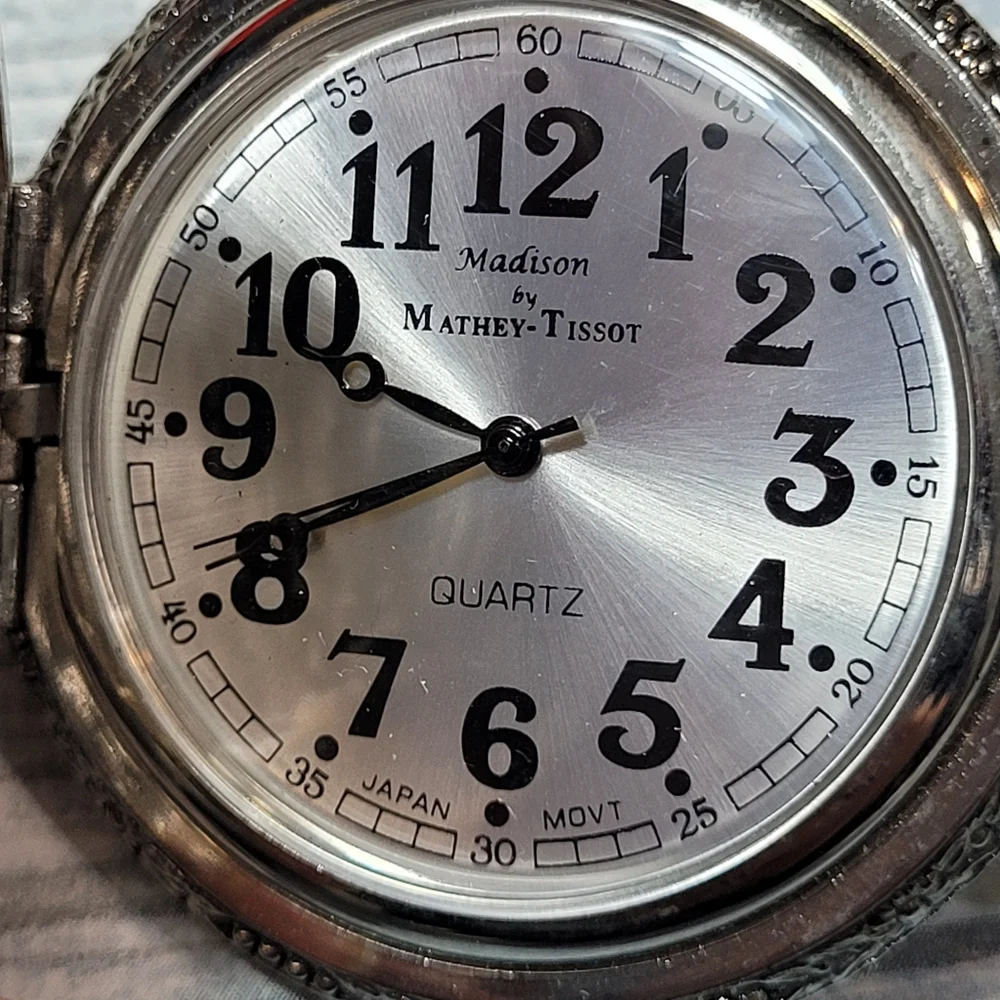 Madison QUARTZ Watch pocket with chain